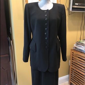 HERMÈS Black Wool Skirt Suit NWOT sz 44